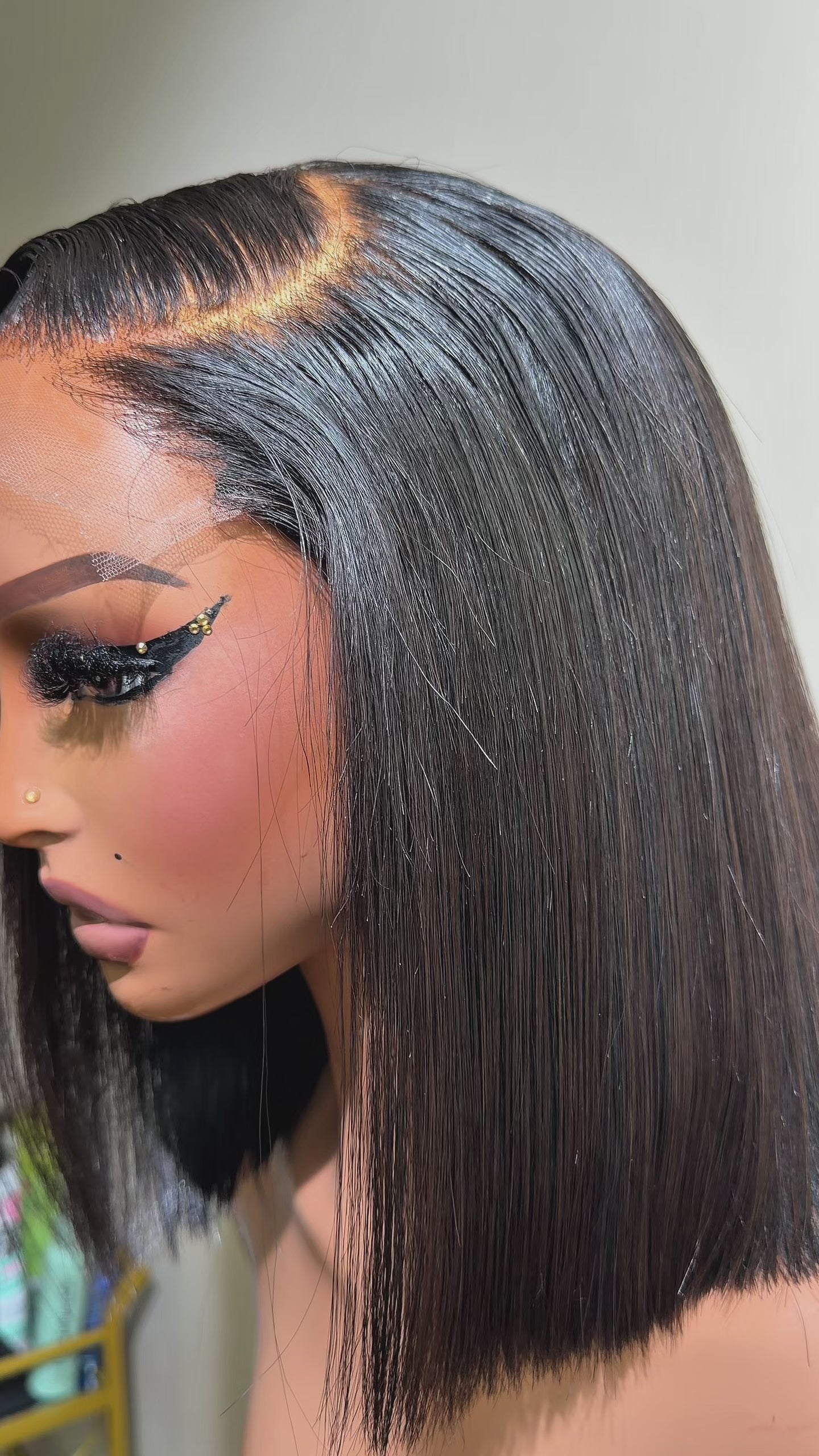 Glueless Bob